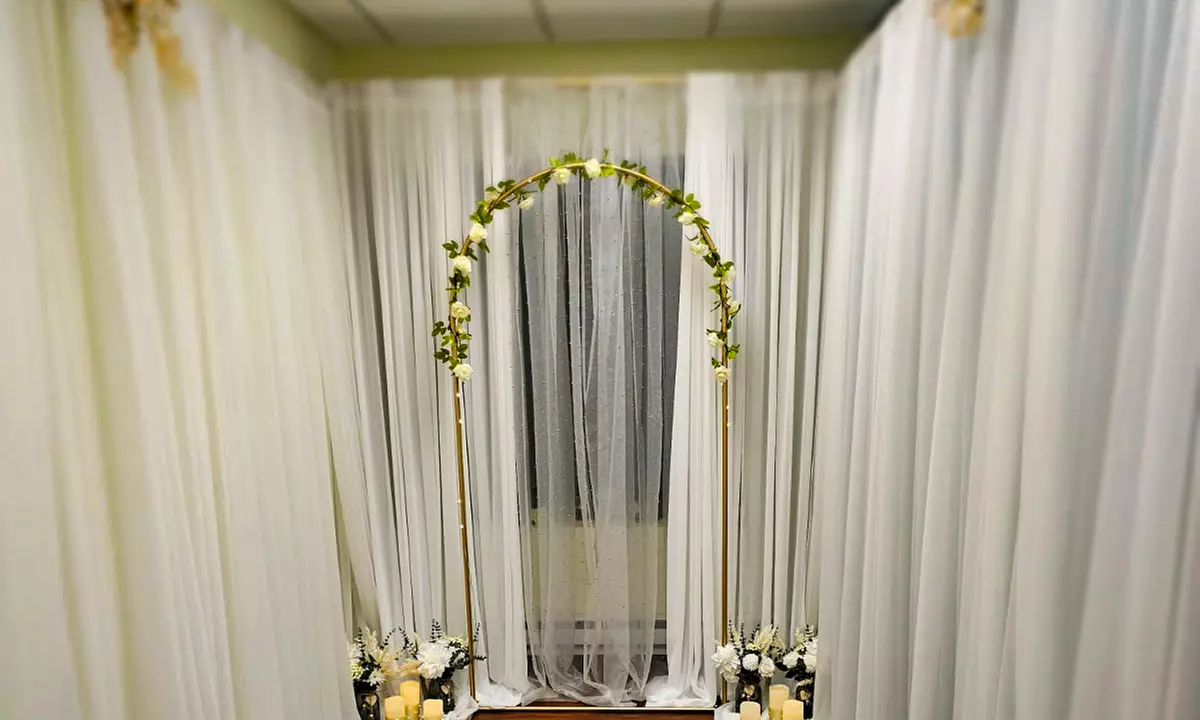 Simple & Beautiful Monday-Thursday or Friday-Sunday Elopements 