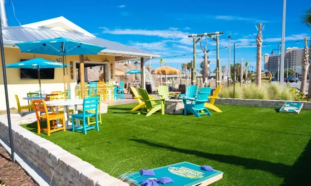 18-Hole Tropical Mini Golf Adventure – Daytona Beach