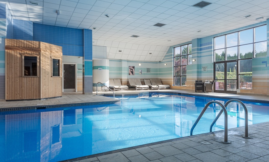 Image 2: Choice of Spa Day with Treatments, Lunch & Prosecco