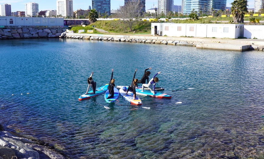 Image 7: Experiencia de SUP yoga o pilates de 1 hora para 1 o 2 personas