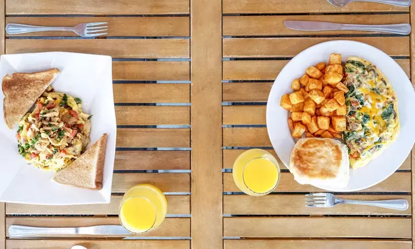 Exclusive Deal: Cozy Stay at Tapoco Lodge Resort