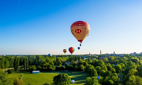 Volo in mongolfiera e light brunch per una o 2 persone con Giroinmongolfiera (sconto fino a 20%)