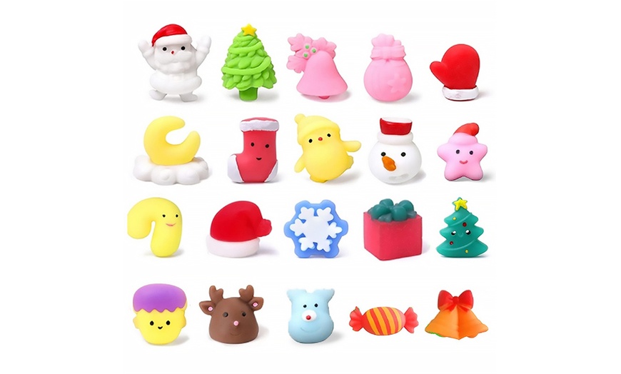 Image 3: Christmas Gnome, Countdown or DIY Bracelet Necklace Advent Calendar