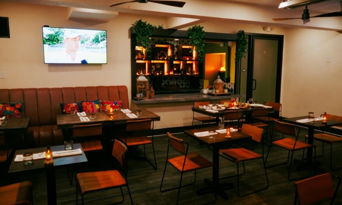 food at dave & busters