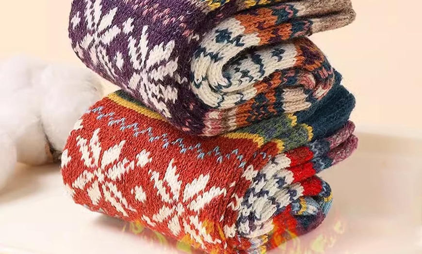 Image 7: Five Packs of Thermal Wool Christmas Socks