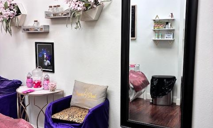 Image 4: Up to 70% Off on Chemical Peel at PURPLE ME Pink Spa Services