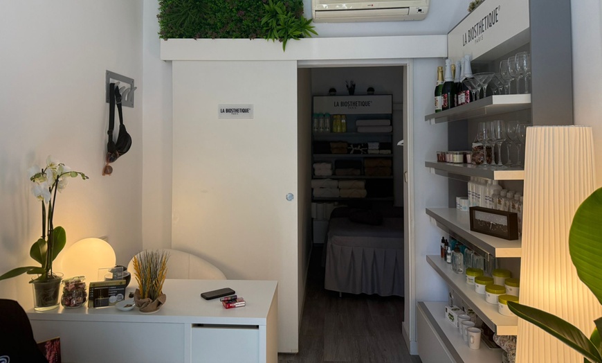 Image 6: Ritual en pareja con masaje oriental, champán y chocolate
