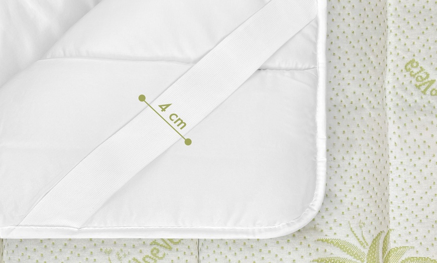 Image 3: Surmatelas avec traitement à l'Aloe Vera