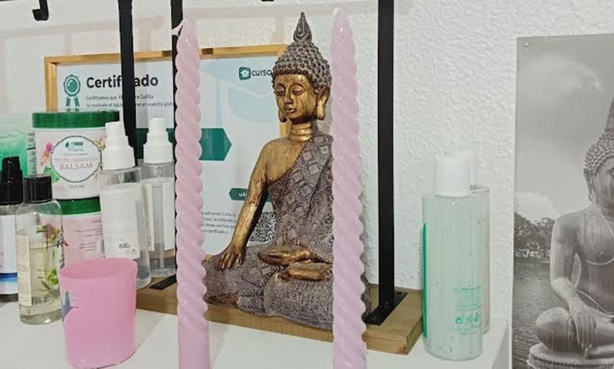 Image 3: Lifting y tinte de pestañas con opción a depilación de cejas para 1 