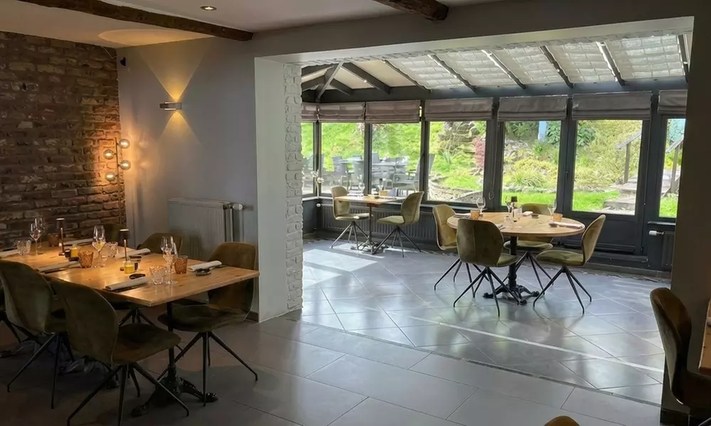 Escale culinaire française en 3 ou 4 services avec Les 4 Saisons