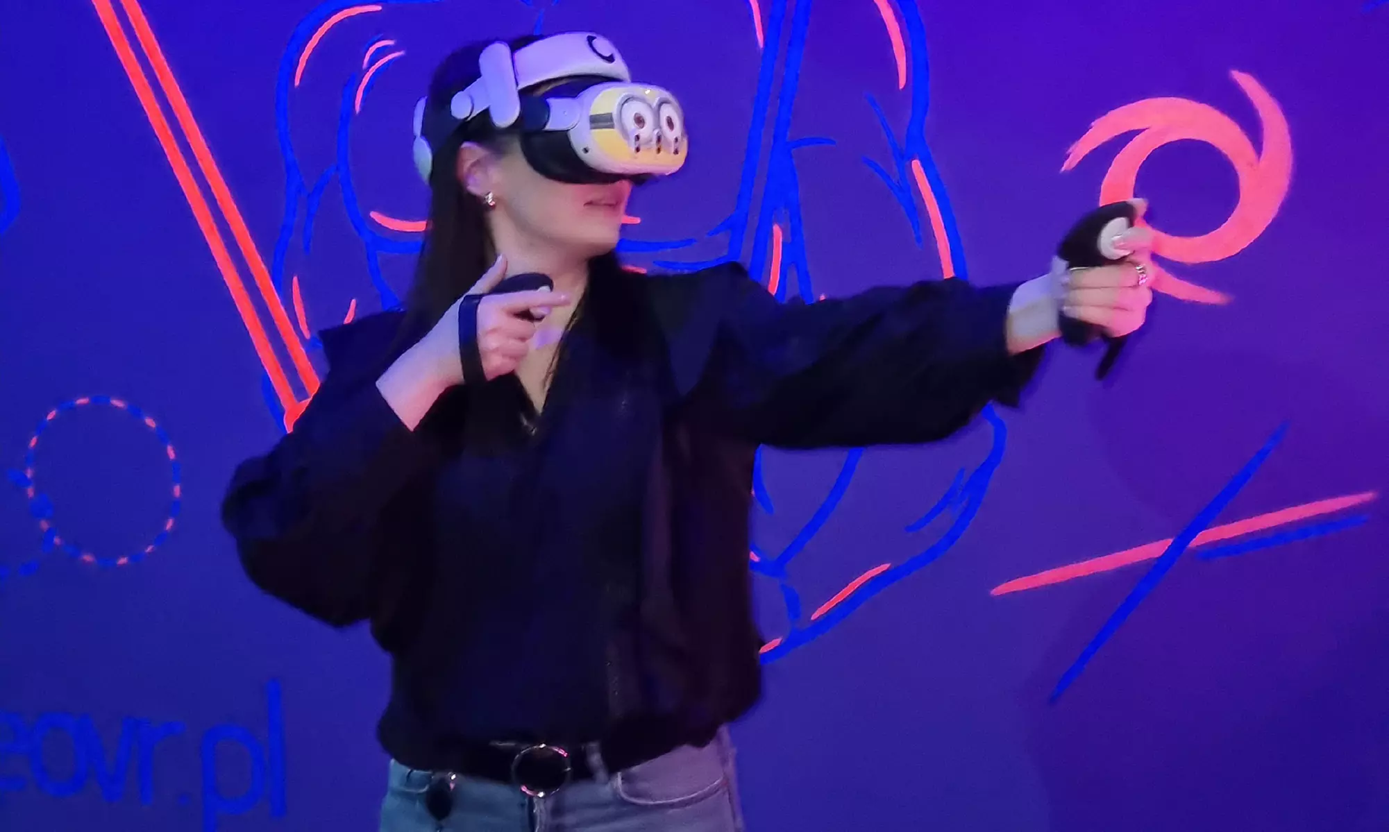 Zanurz się w wirtualnym świecie – 2 godziny emocji w NeoVR