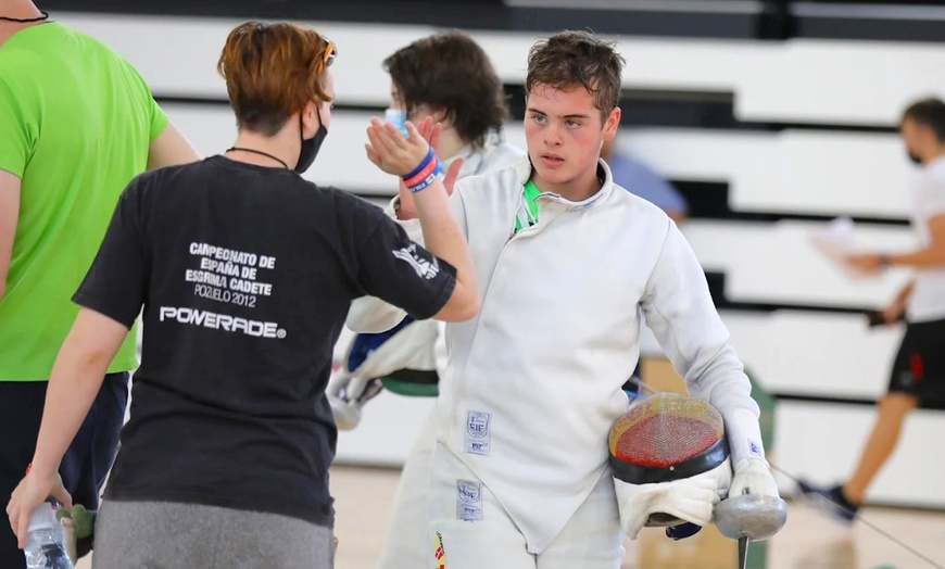 Image 5: Curso de iniciación de esgrima con 8 sesiones de 1 hora para 1 o 2 pax