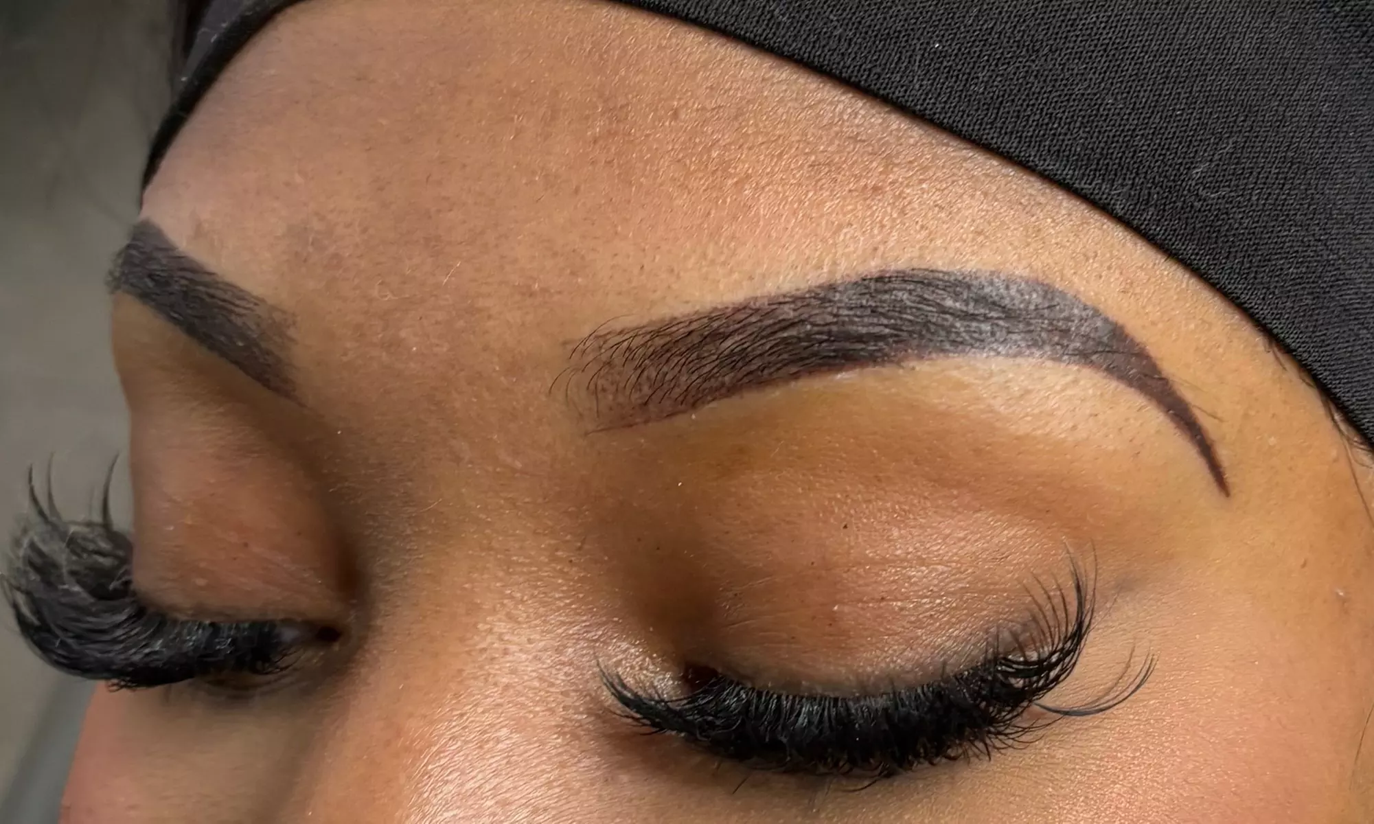 Transform Your Look with One Ombré Powder Brow or/& Touch Up Session