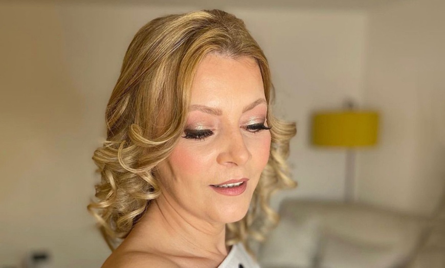 Image 6: Up to 55% Off on Salon - Hair Colour / Highlights at Bita hair studio