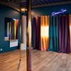 Image 2: Initiation à la pole dance : 2 ou 3 cours collectifs avec Demon Spin 