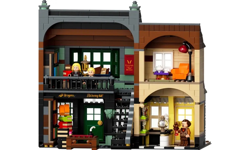 Image 5: LEGO Harry Potter Diagon Alley 75978