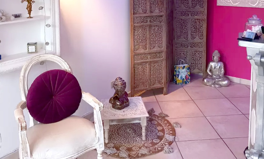 Image 4: Massage et soin visage au Temple des Délices