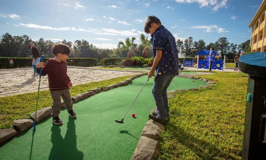 Image 19: Family-Friendly Villas Close to Top Attractions