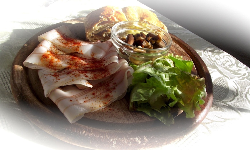 Image 12: Trento: camera matrimoniale con colazione o mezza pensione per 2