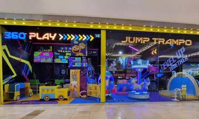 For One Kid: Yas Mall Jump Trampo - 90-minute Super Saver Pass