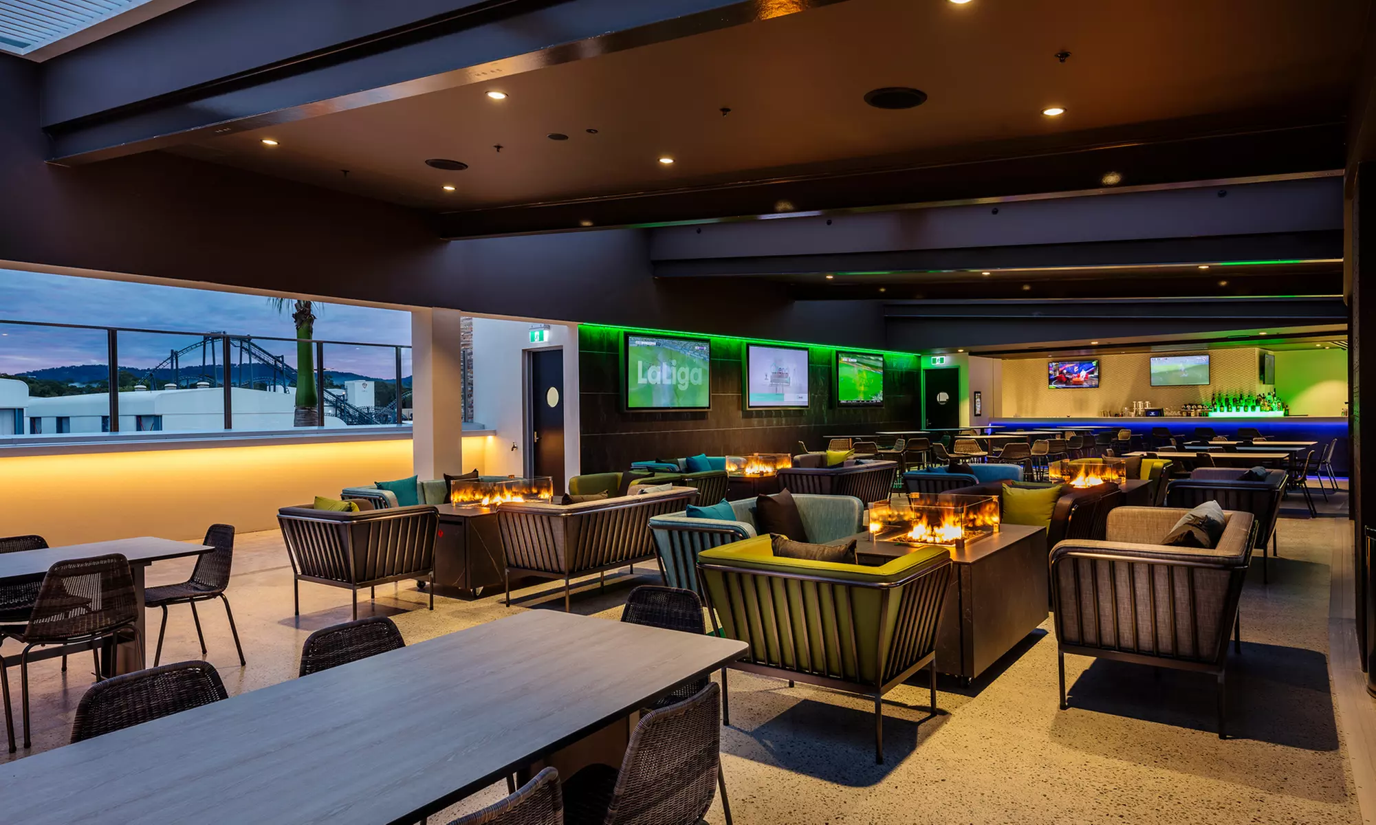 2-Hour Bay Hire & Membership for 6 – Topgolf Gold Coast