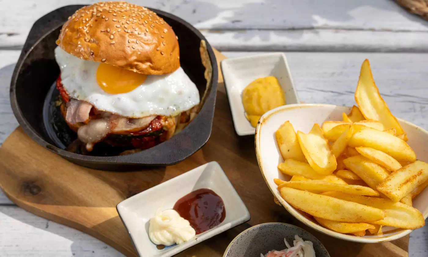 Burger-Alarm! Bis zu  34% Rabatt im Gewölbe³ sichern!