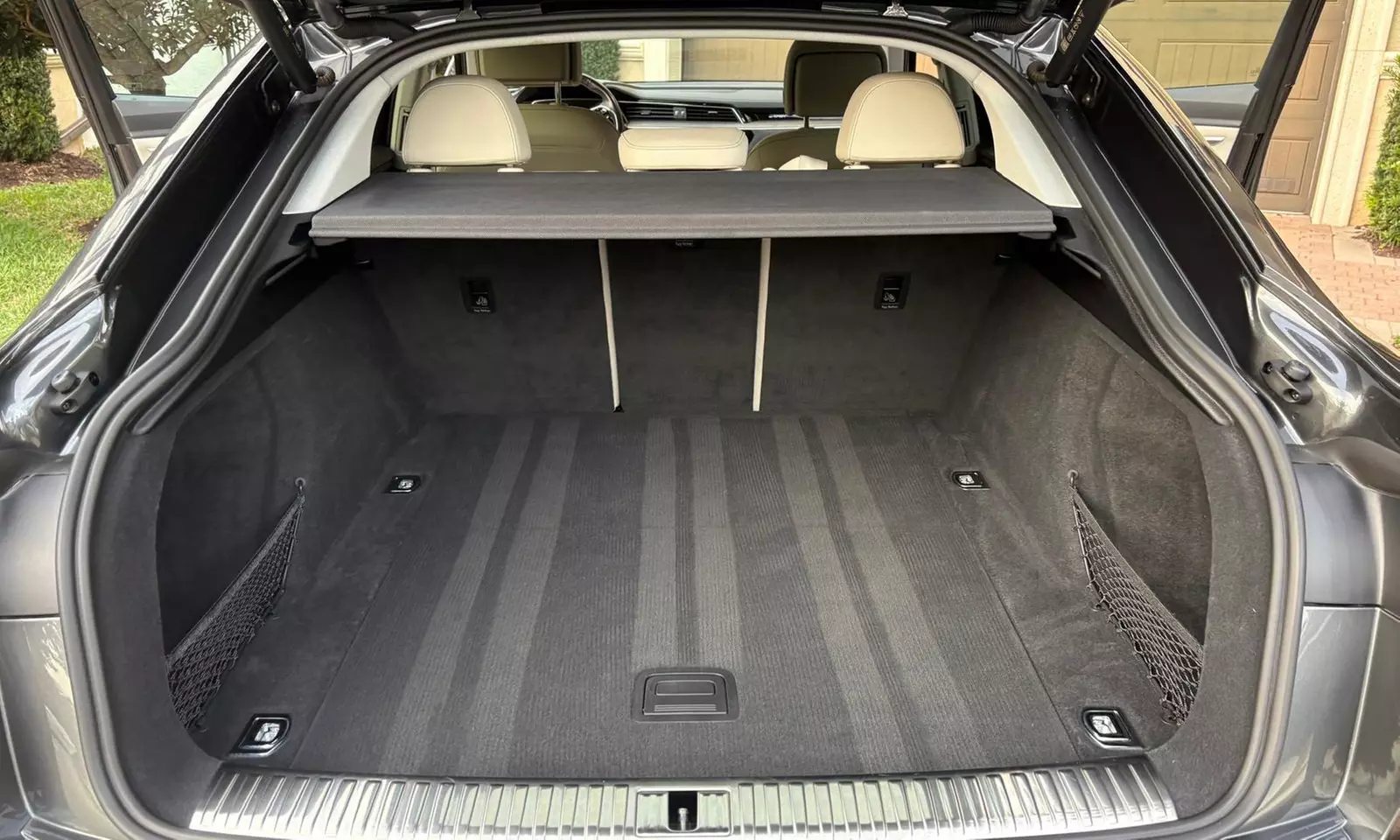 Revamp Your Ride:Full Interior and Exterior Detailing for Sedan or SUV