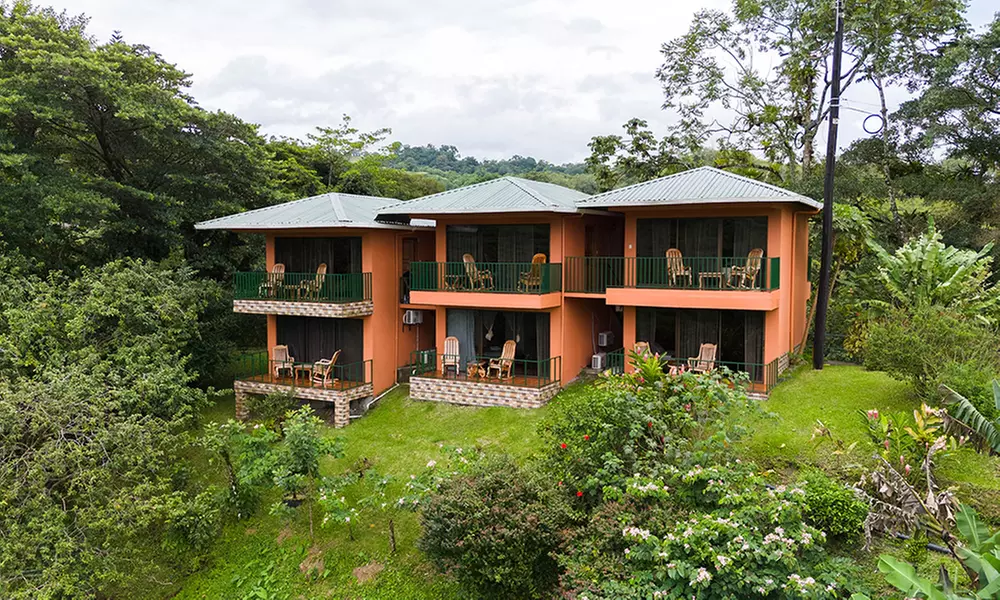 ✈ 7-Night Costa Rica Volcano & Caribbean Beach Vacation w/Air
