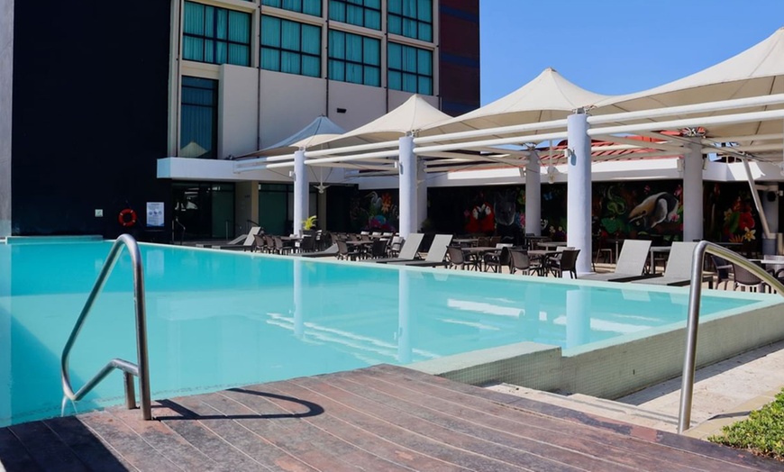 Image 9: ✈ 5-Night Part All-Inclusive Panama Vacation with Air –Travel by Jen