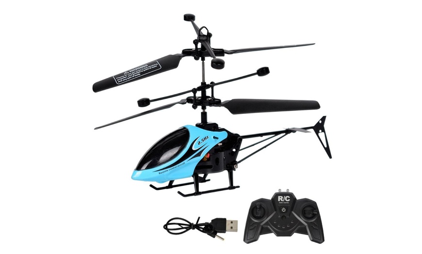 Image 3: USB Remote Control Helicopter Toy with Lights 