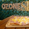 Image 3: Comida y cócteles en el rooftop Ozone Sky para 2 o 4 personas