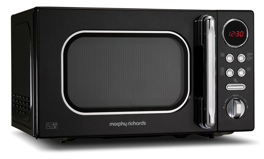 Image 17: Morphy Richards 800W Microwave