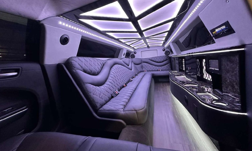 Image 5: Limousine Rental with Private Chauffeur for One/Two Hours w/ Beverages