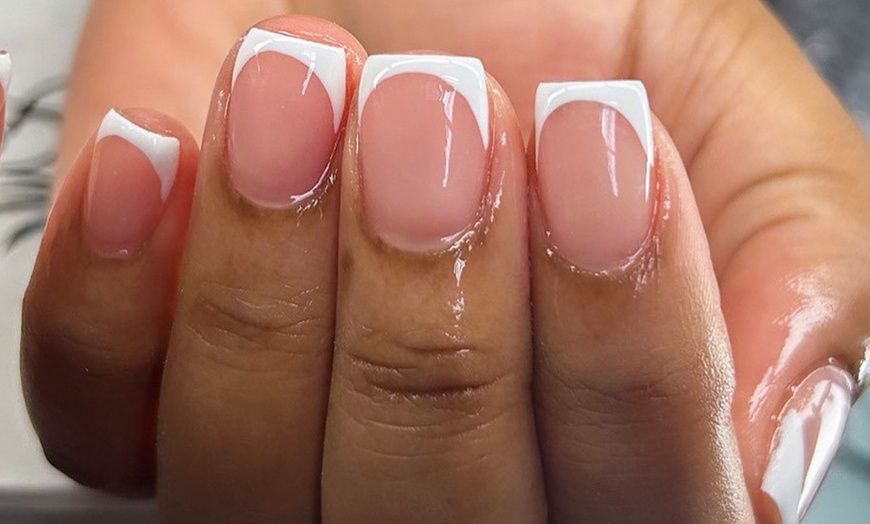 Image 9: Pick Your Perfect Mani: Gel, Acrylic, Gel X & More 