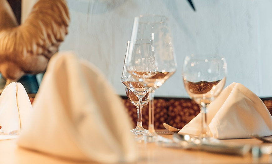 Image 7: Day Spa & romantisches 3-Gänge-Dinner mit Aperitif für 2 - 4 Personen