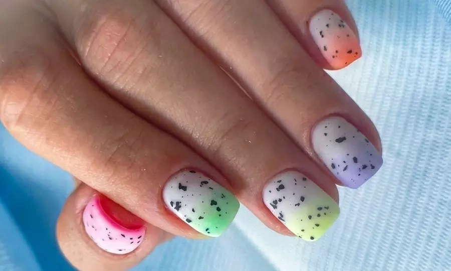 Manicura, manipedicura o uñas soft gel con opción a diseño sencillo