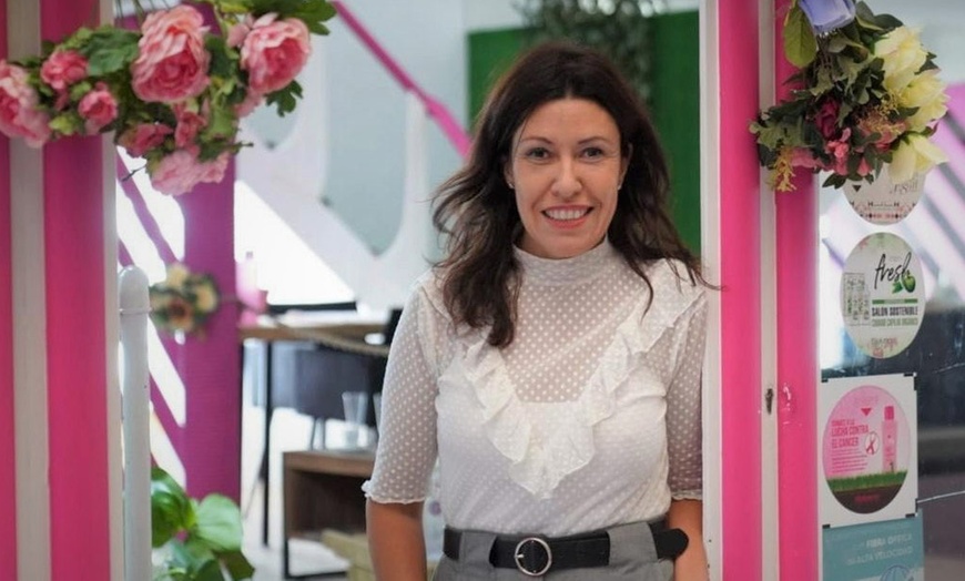 Image 4: Peluquería con lavado, hidratación, corte, secado y opción a color