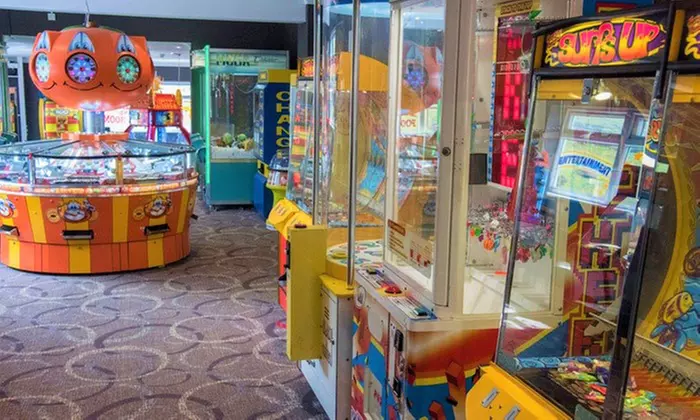 Woolacombe: Caravan Stay for 4 or 6 Adults and 2 Children