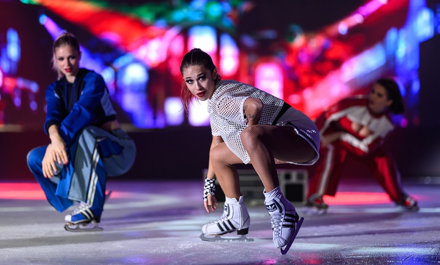 Image 11: Ticket für „Holiday on Ice - Cinema of Dreams“: 21.11.2025–16.04.2026