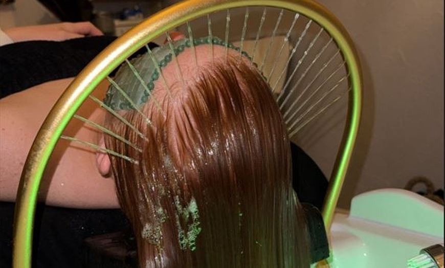 Image 4: Luxurious Head Spa Treatments for Total Relaxation 