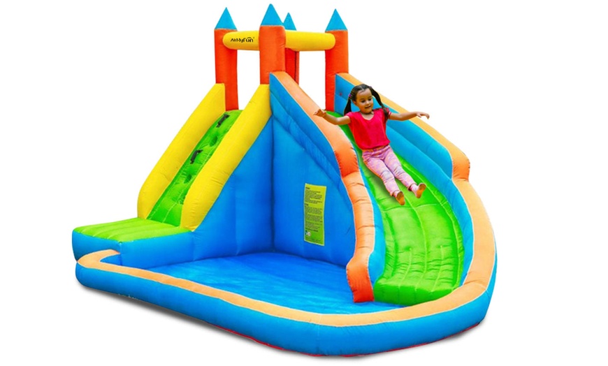 Image 11: Opblaasbaar springkasteel voor kinderen