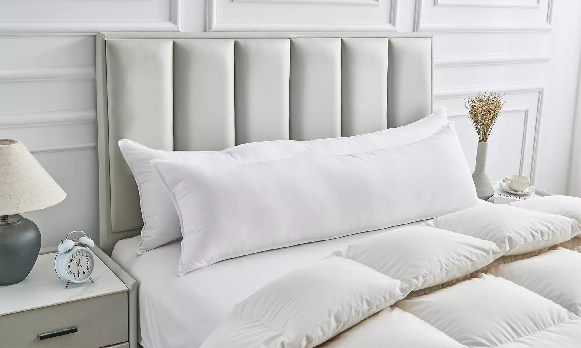 Traversin ergonomique, excellence 100 % microfibre, soutien optimal pour toutes positions, Sampur - Primary Image