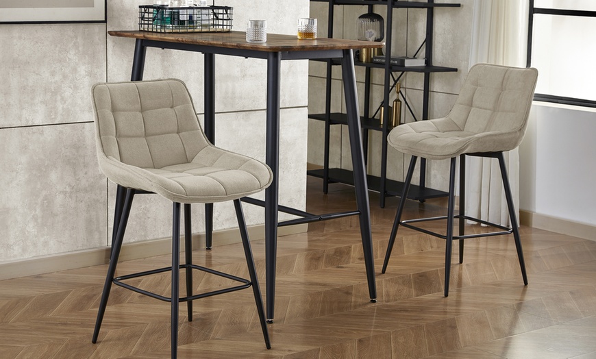 Image 1: Lot de 2 tabourets de bar en métal noir et tissu