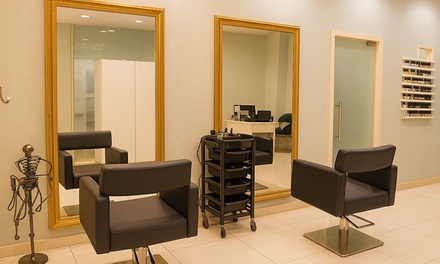Hair Wash & Blowdry (Shoulder length) - Indulgence Beauty Salon