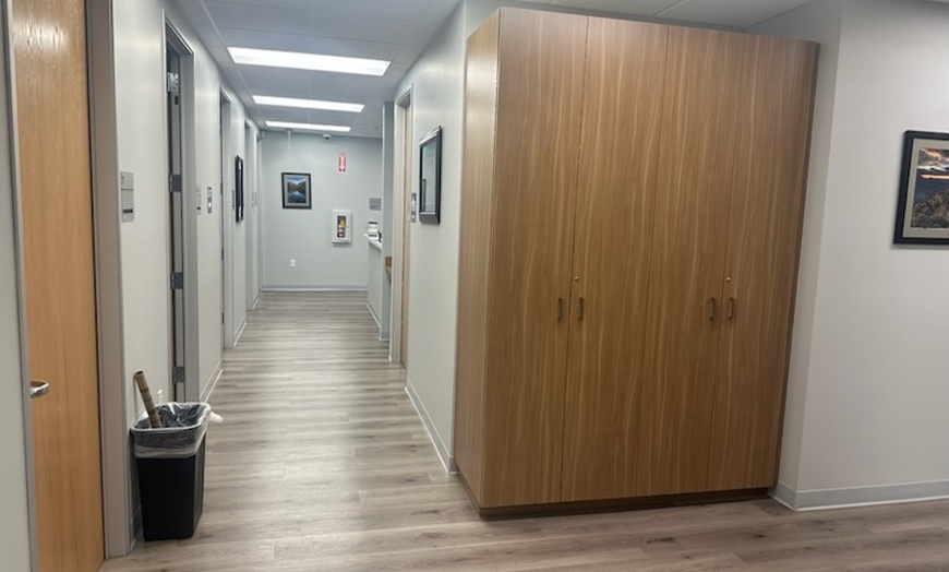 Image 10: Enhance Your Beauty with 20, 40 or 60 Units of Botox