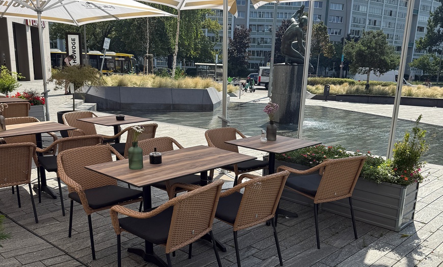 Image 13: Asiatisch-Thailändisches 2-Gänge-Menü nach Wahl für 2 oder 4 Personen