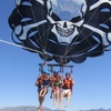 Image 1: Vuelo en parasailing por la Costa del Sol para 1 o 2 adultos o 1 niño