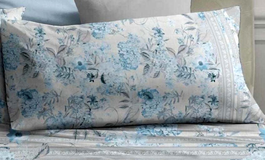 Image 13: Completo letto matrimoniale Laura Biagiotti