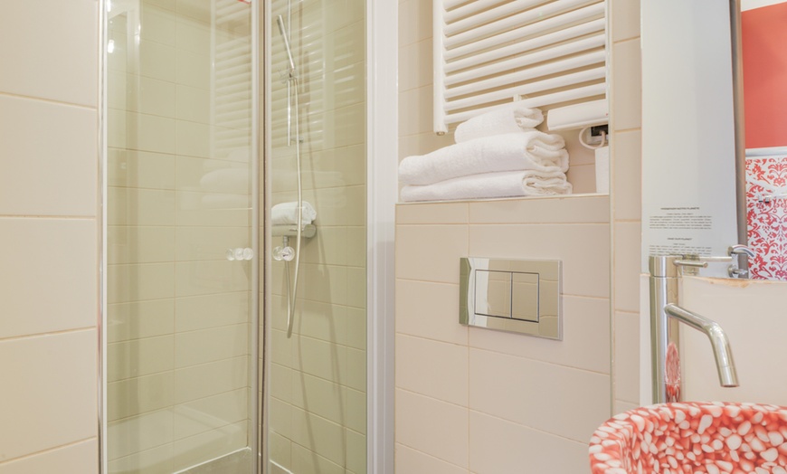 Image 6: Paryż: pokój double z opcjonalnym śniadaniem