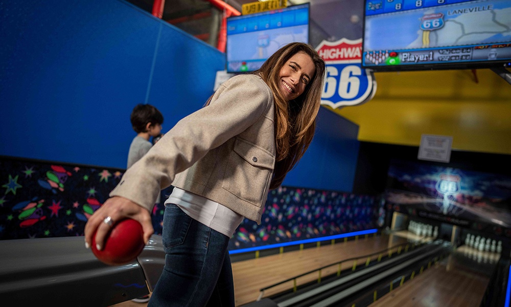 Up to 40% Off Mini Bowling, Arcade, & Pizza Packages - Queens